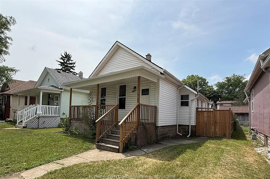 2 bed, $1,900 — Photo 2