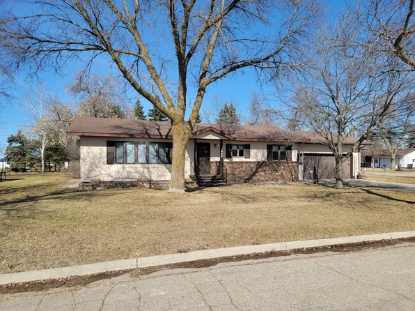 612 5th Ave SW, Perham, MN 56573