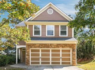 1521 Lily Valley Dr, Lawrenceville, GA 30045