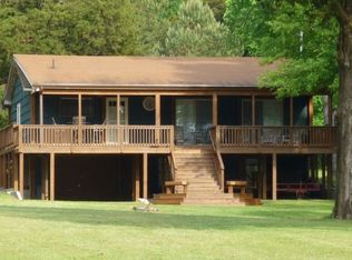 237 Bear Track Trl, Clarksville, VA 23927