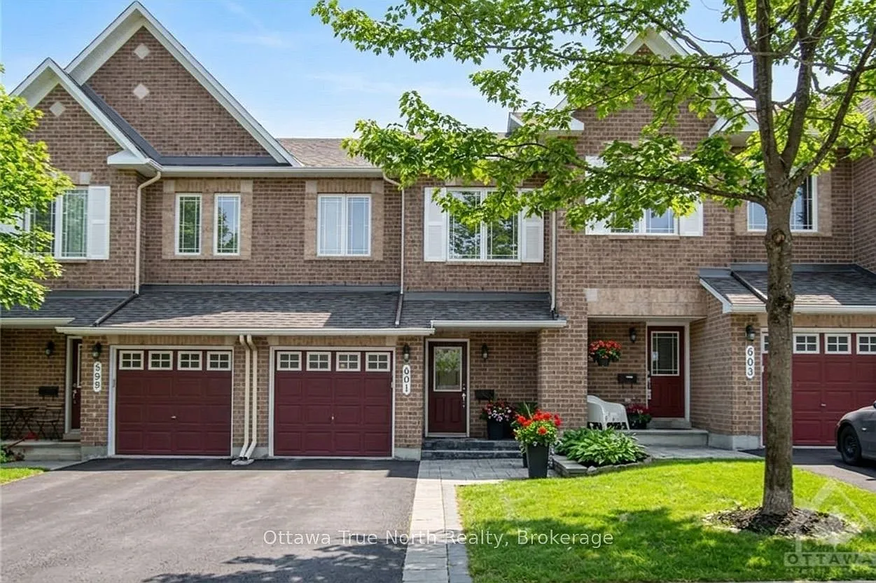 3 bed, $2,650 — Photo 1