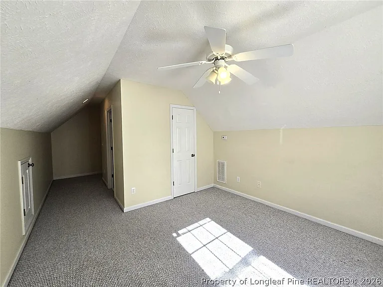 359 Arlington Dr — Photo 23