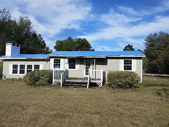 3rd image of 659 SE County Road 18a