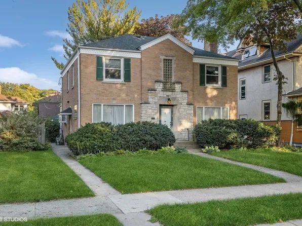 810 N Oak Park Ave, Oak Park, IL 60302