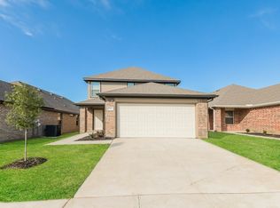 3707 Job Dr, Ennis, TX 75119