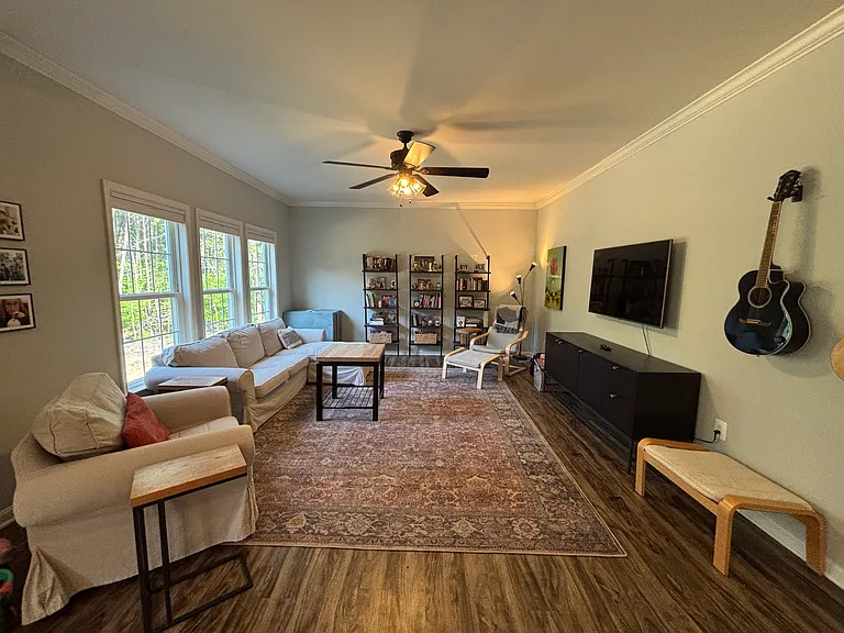 16209 Round Hill Rd — Photo 17