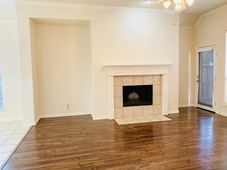 1505 Somerset Dr — Photo 6