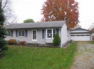 36845 Willow Rd, New Boston, MI 48164