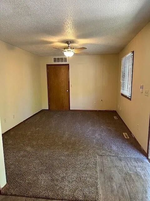 2 bed, 1.0 bath, 789 sqft, $875 — Photo 4