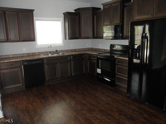 4th image of 137 Sugarland Blvd