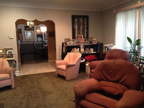 5th image of 2823 Avenue S
