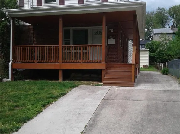 12030 Valleywood Dr, Silver Spring, MD 20902
