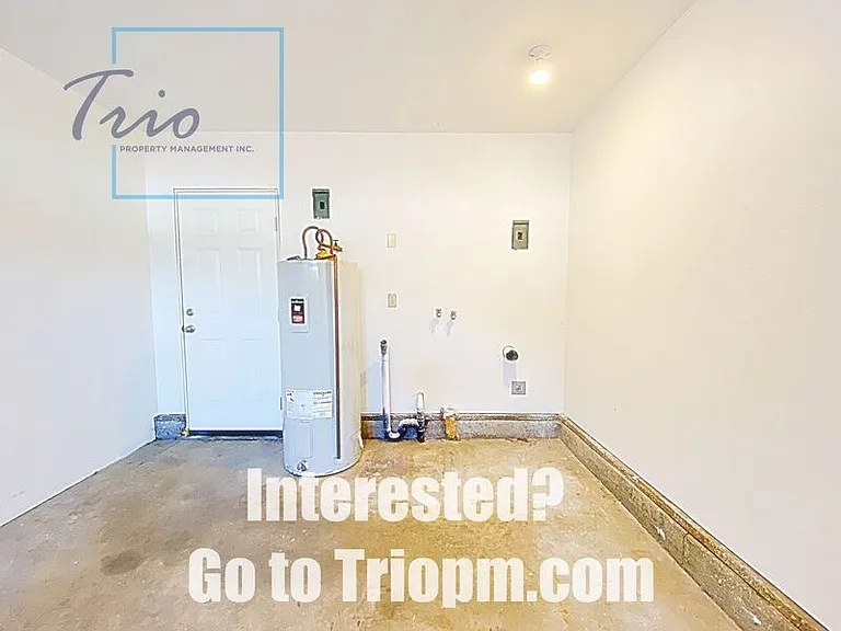 4220 Sean St — Photo 10