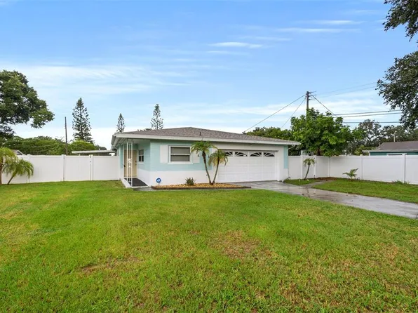 5594 104th Way, Seminole, FL 33772