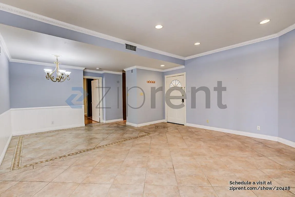2 bed, 1.5 bath, 1016 sqft, $3,100 — Photo 3