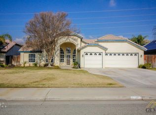 14610 Dobbs Ave, Bakersfield, CA 93314