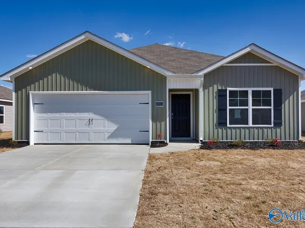 10011 Sequoyah Cove Dr, Owens Cross Roads, AL 35763
