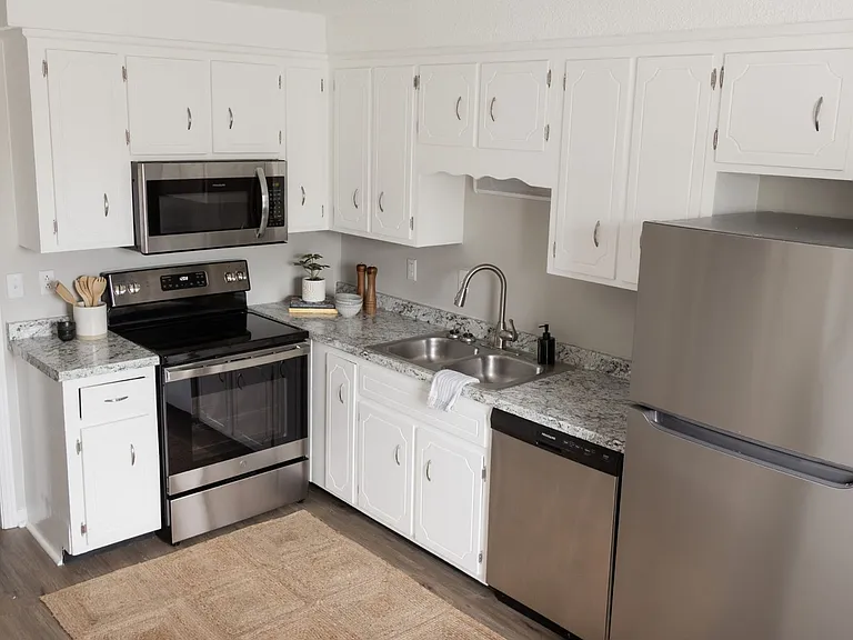 101 Bennett Dr — Photo 13