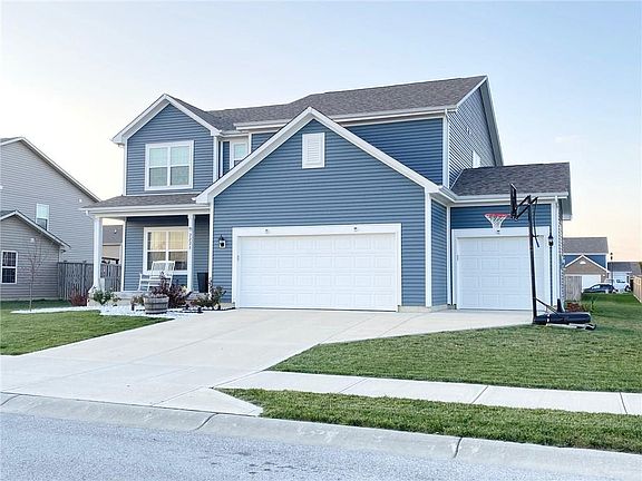 2nd image of 2228 Mozart Dr