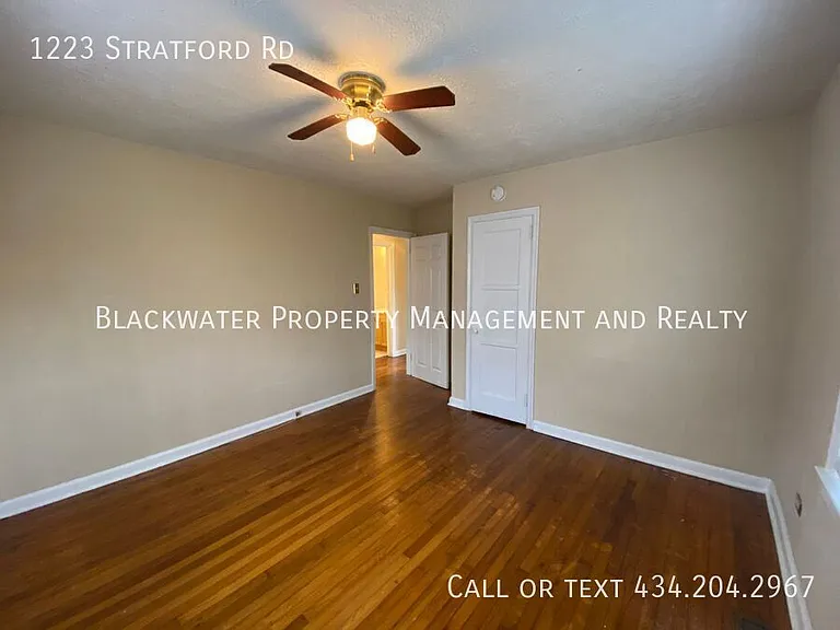 1223 Stratford Rd — Photo 8