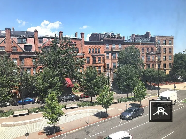 477 Commonwealth Ave #306 — Photo 9
