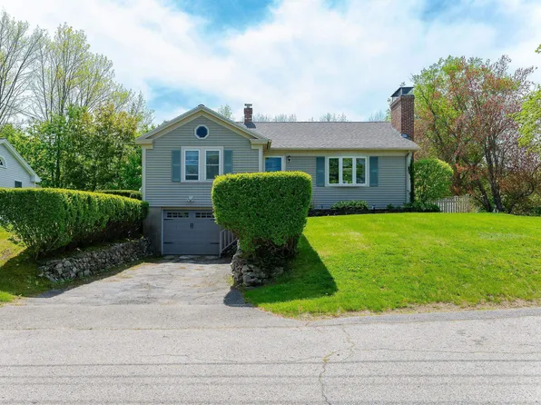 5 Nash Parkway, Somersworth, NH 03878