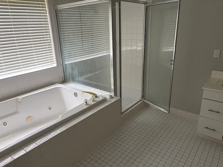 5055 Bristol Ct — Photo 13