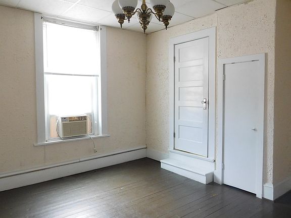 5th image of 830 Tennessee Ave #1