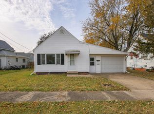 1812 6th St, Nevada, IA 50201