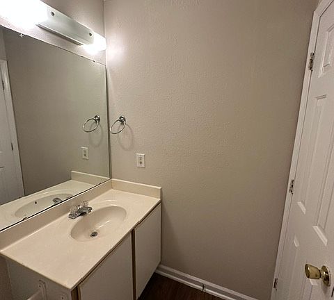 5th image of 131 N Wheeless Dr #L