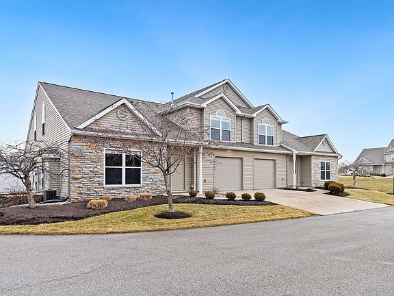 2nd image of 10105 Oak Trail Rd