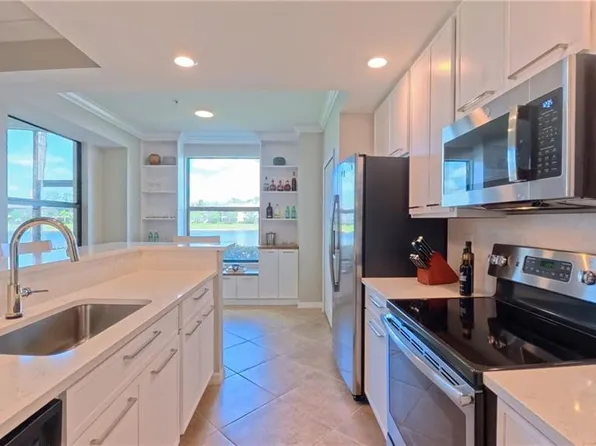 9529 Avellino WAY #2813, NAPLES, FL 34113