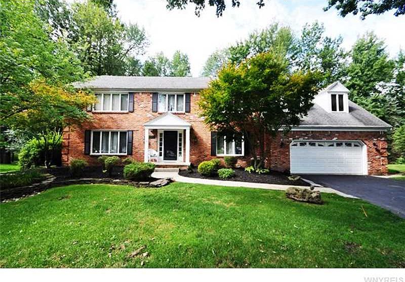 1st image of 290 Wellingwood Ct