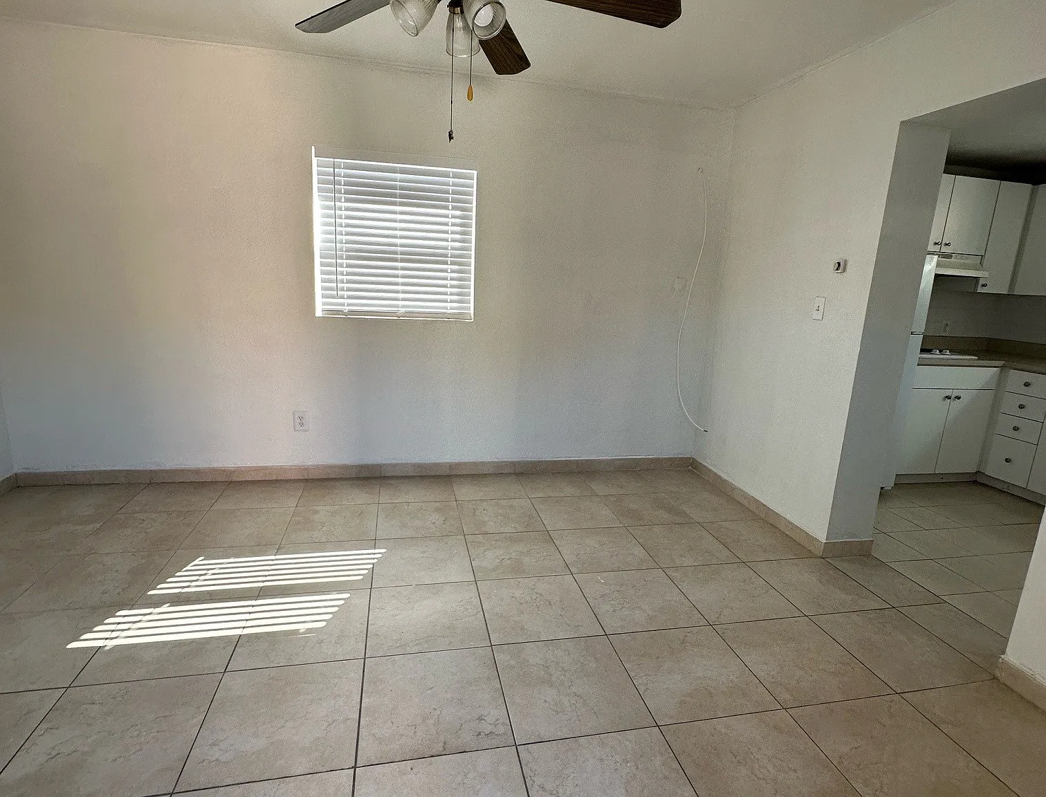 Studio, 500 sqft, $1,200 — Photo 3