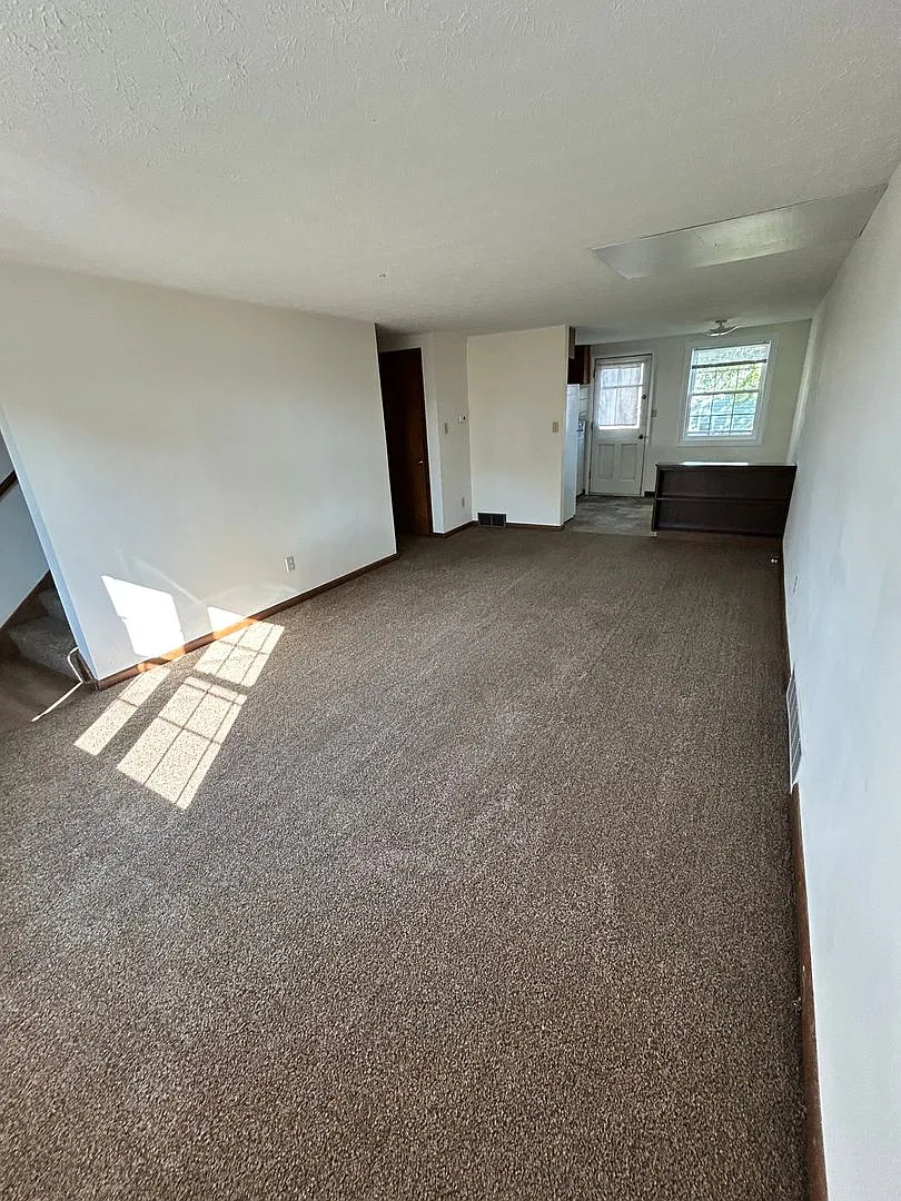 Two bedroom apartment — Photo 2