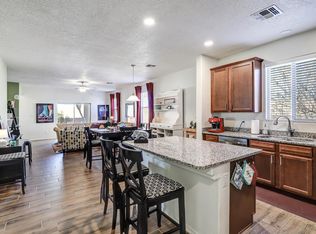 1743 Garden Way SW, Albuquerque, NM 87105