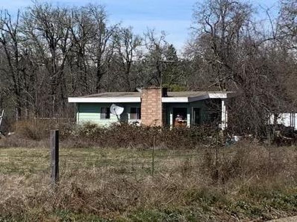 Illinois Valley Cave Junction Real Estate 6 Homes For Sale Zillow