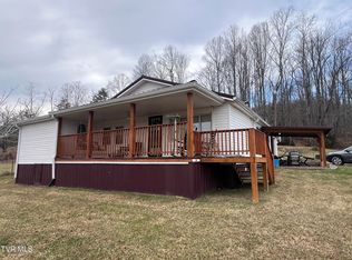 293 Sub Hollow Dr, Rose Hill, VA 24281