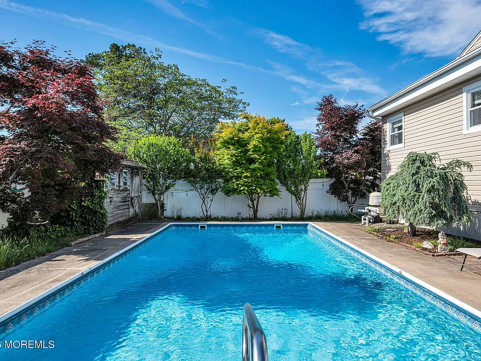 116 Cornell Ave