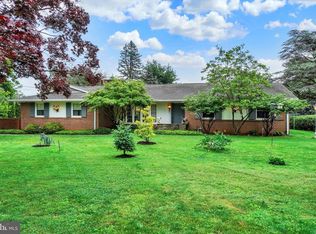 120 Dixie Dr, Red Lion, PA 17356