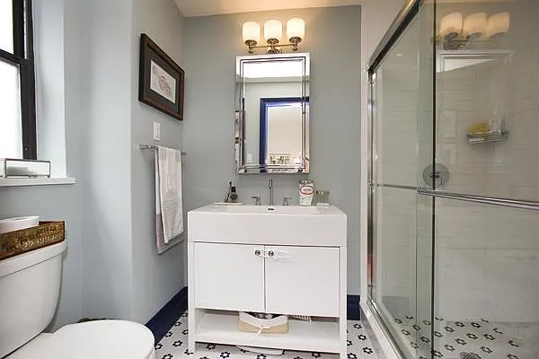 Sold by Modlin Group | media 8