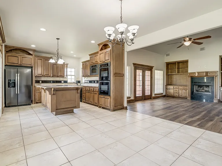 22525 Lindy Ter — Photo 16