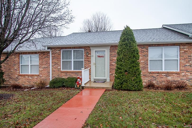 1st image of 29 Brittany Ct