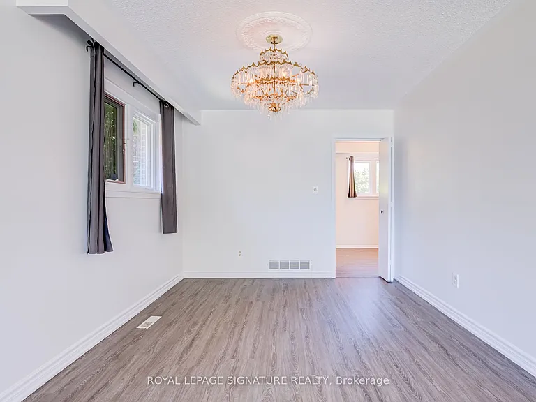141 Oakmeadow Blvd #MAIN — Photo 12