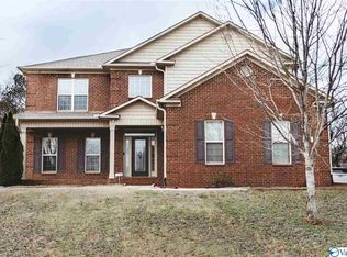 136 Crystalspring Dr, Madison, AL 35757