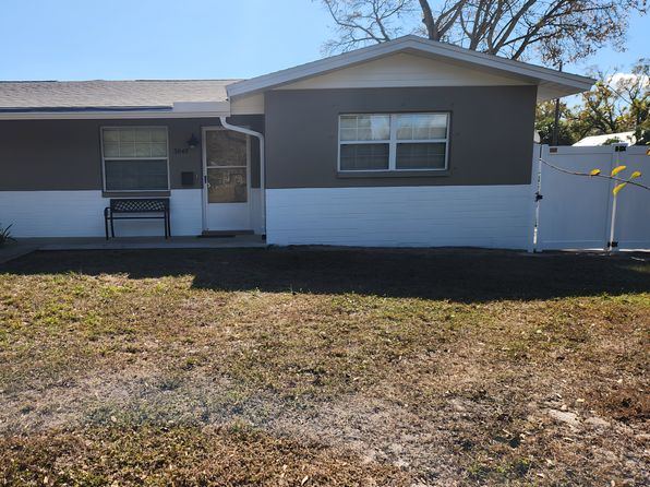 3048 25th Ave N #3048