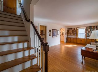 60 Harmund Pl, Wethersfield, CT 06109