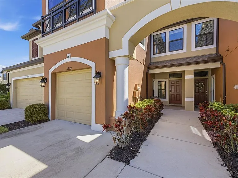 11539 Crowned Sparrow Ln — Photo 2
