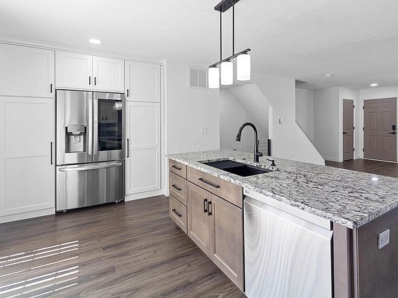 5th image of 5631 Crystal Falls St