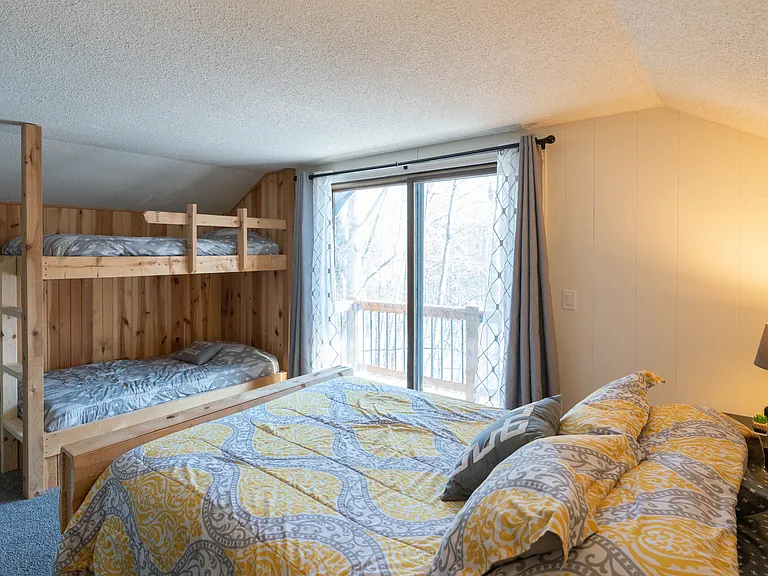 888 Timber Valley Rd — Photo 14